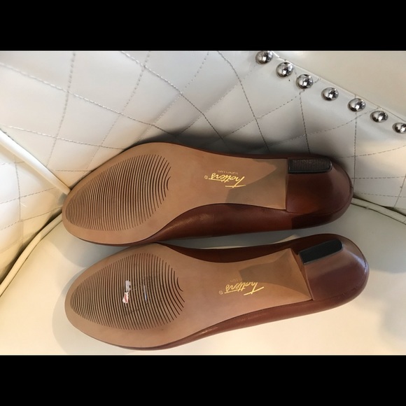NWOT Trotters Shoes - Picture 3 of 5